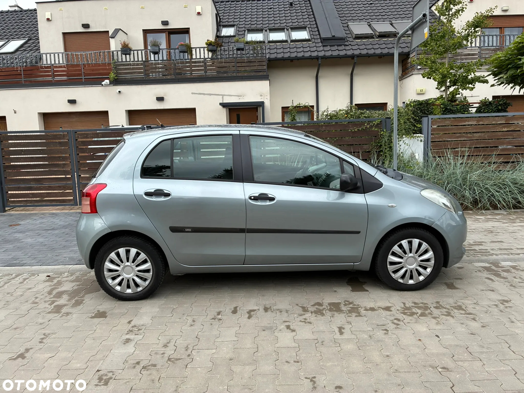 Toyota Yaris - 2