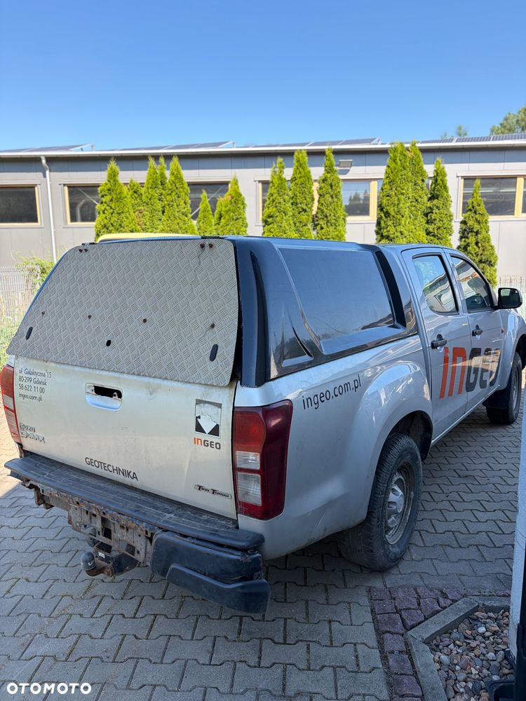 Isuzu D-Max 2.5 DC L - 3