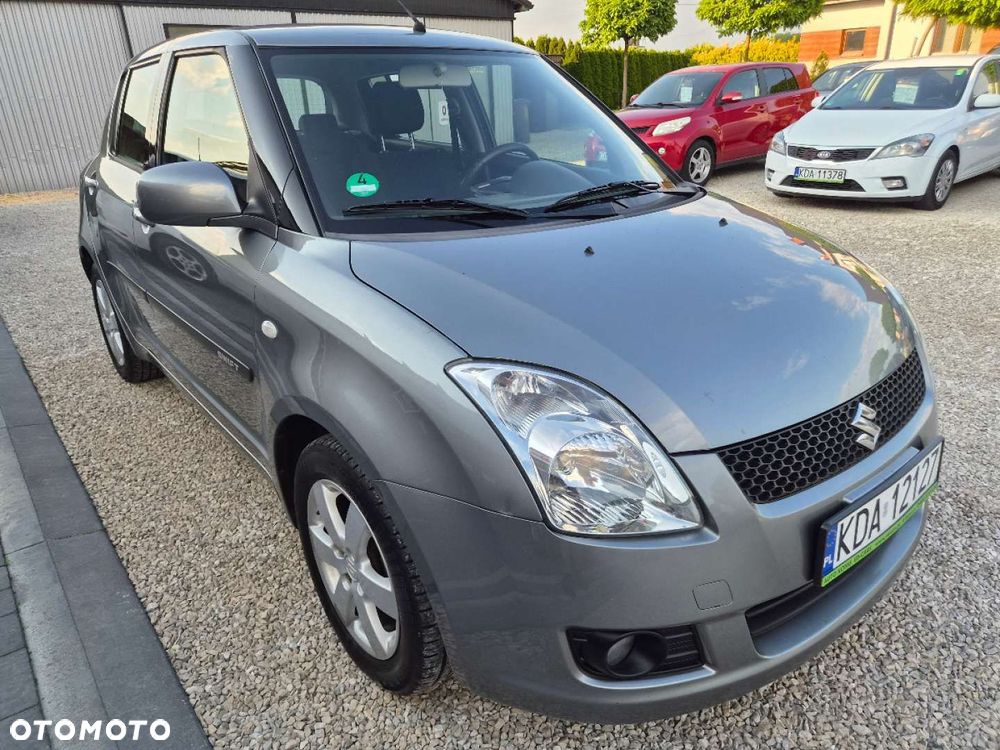 Suzuki Swift - 12