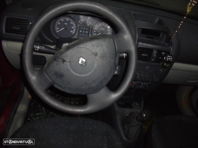 Carro MOT: D4F706  D4F712  D4F 714 D4F722 CXVEL: JB1513 RENAULT CLIO 2 2002 1.2 75CV 3P VERMELHO GASOLINA - 6