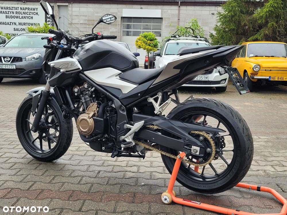 Honda CB - 8