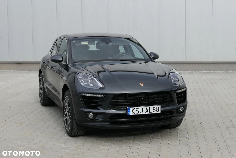 Porsche Macan Standard - 1