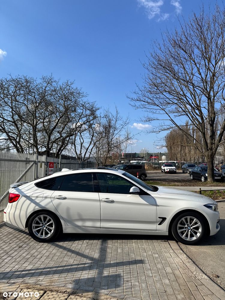 BMW 3GT 320d Luxury Line - 4
