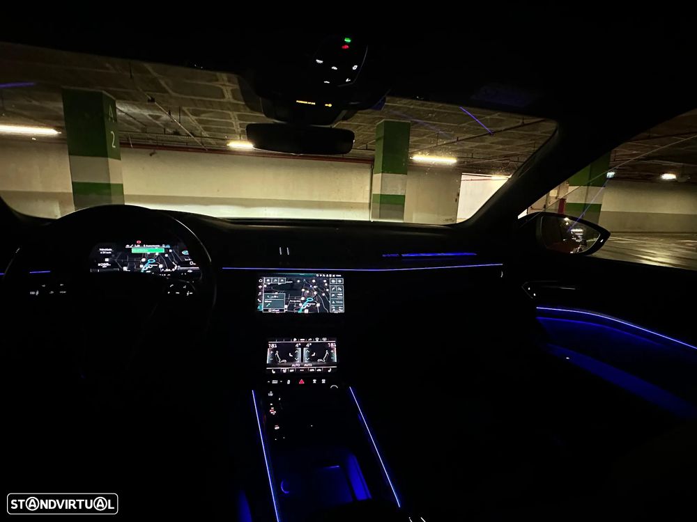 Audi e-tron 55 quattro S line - 43