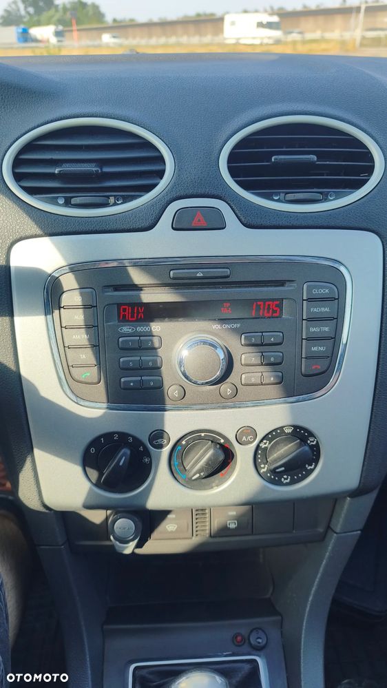Ford Focus 1.6 TDCi Ambiente - 9