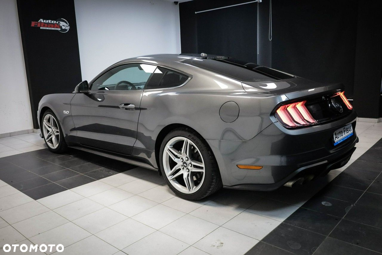 Ford Mustang 5.0 V8 GT - 13