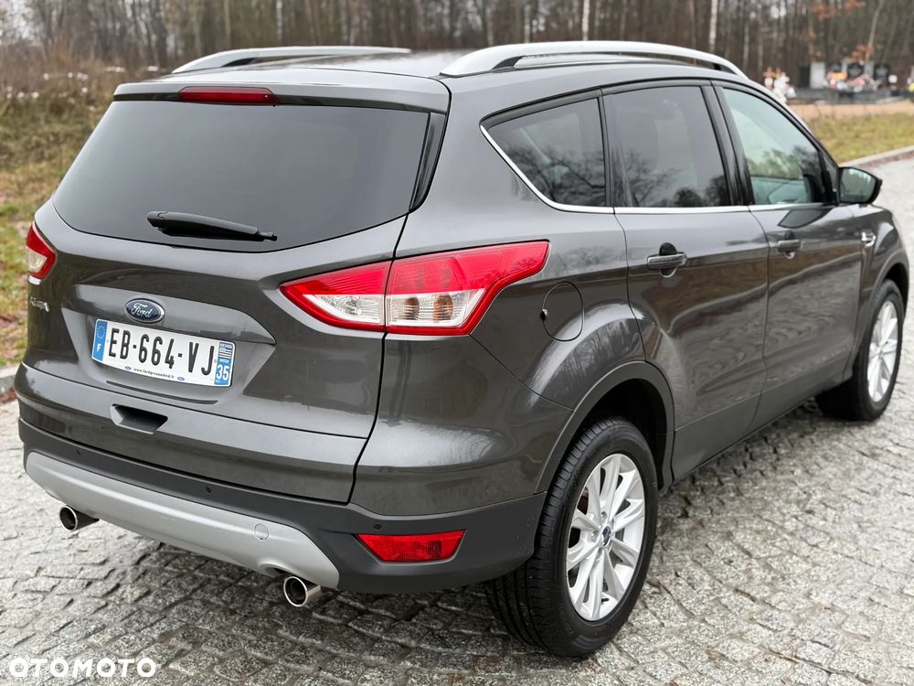 Ford Kuga 2.0 TDCi 2x4 Titanium - 3