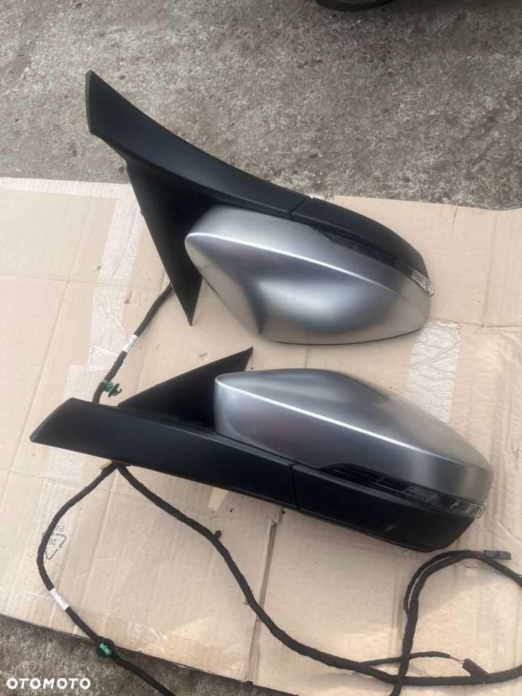 Lusterko Lewe prawe Volkswagen T roc 9 pin 13 pin - 2