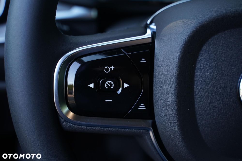Volvo V60 B4 B Ultra Dark - 15