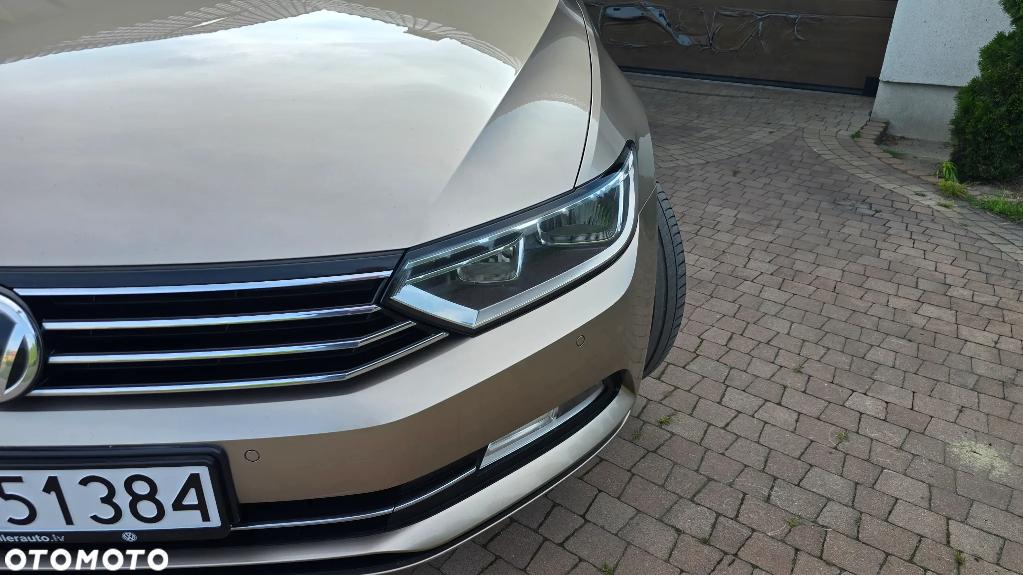 Volkswagen Passat - 16