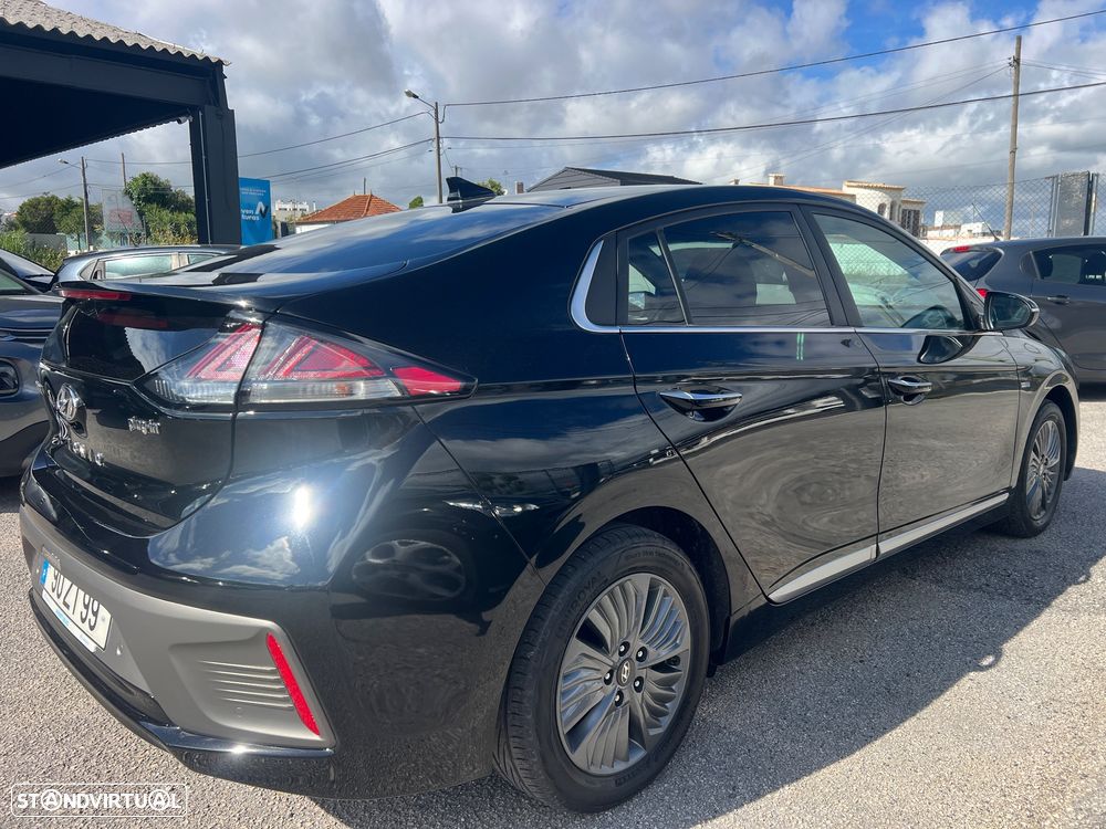 Hyundai Ioniq 1.6 GDI HEV Hybrid Tech - 44
