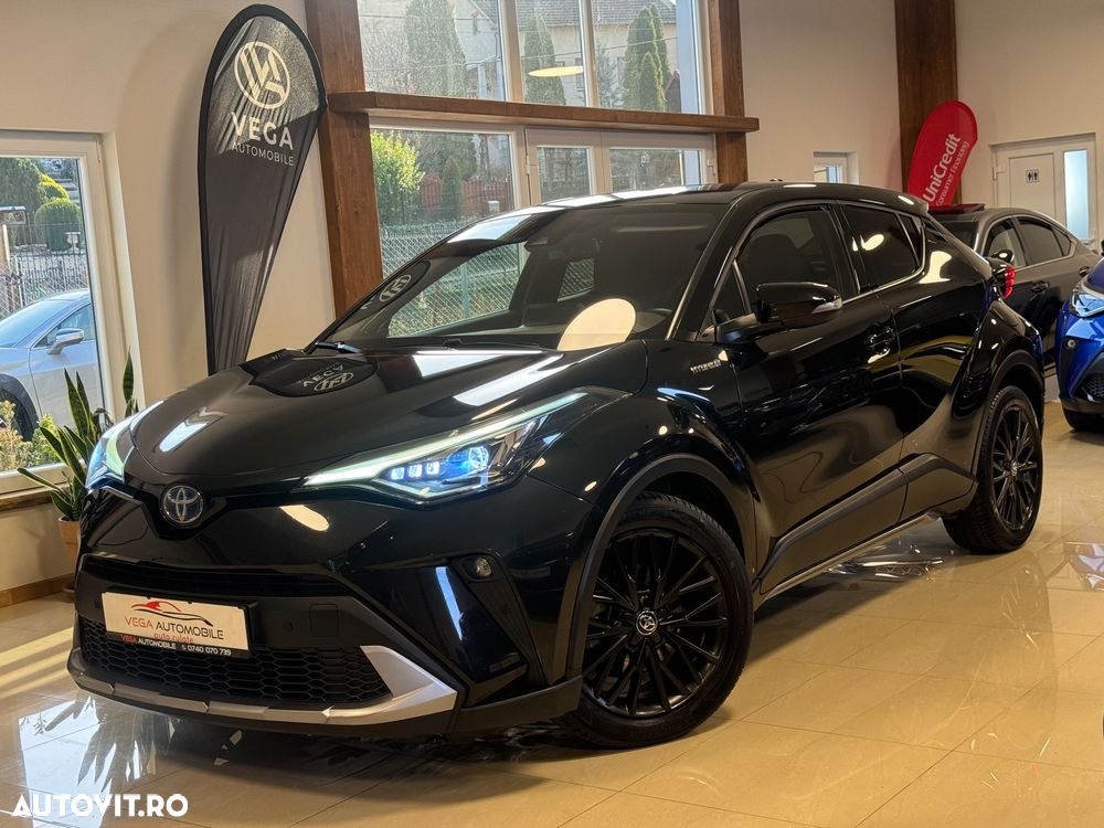Toyota C-HR Hybrid Style Selection - 2
