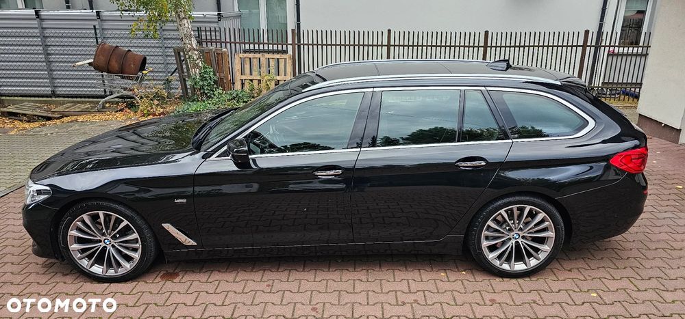 BMW Seria 5 520d Touring Luxury Line - 14