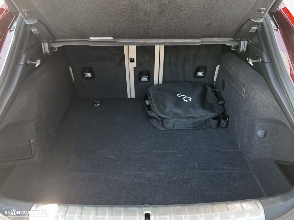 Porsche Taycan Cross Turismo Turbo - 23