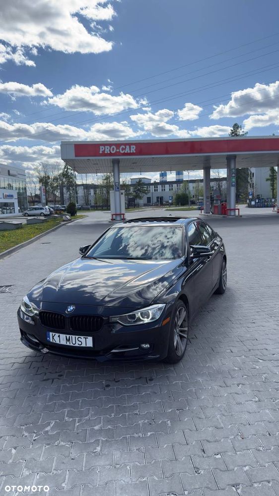 BMW Seria 3 328i xDrive Sport-Aut Sport Line - 3