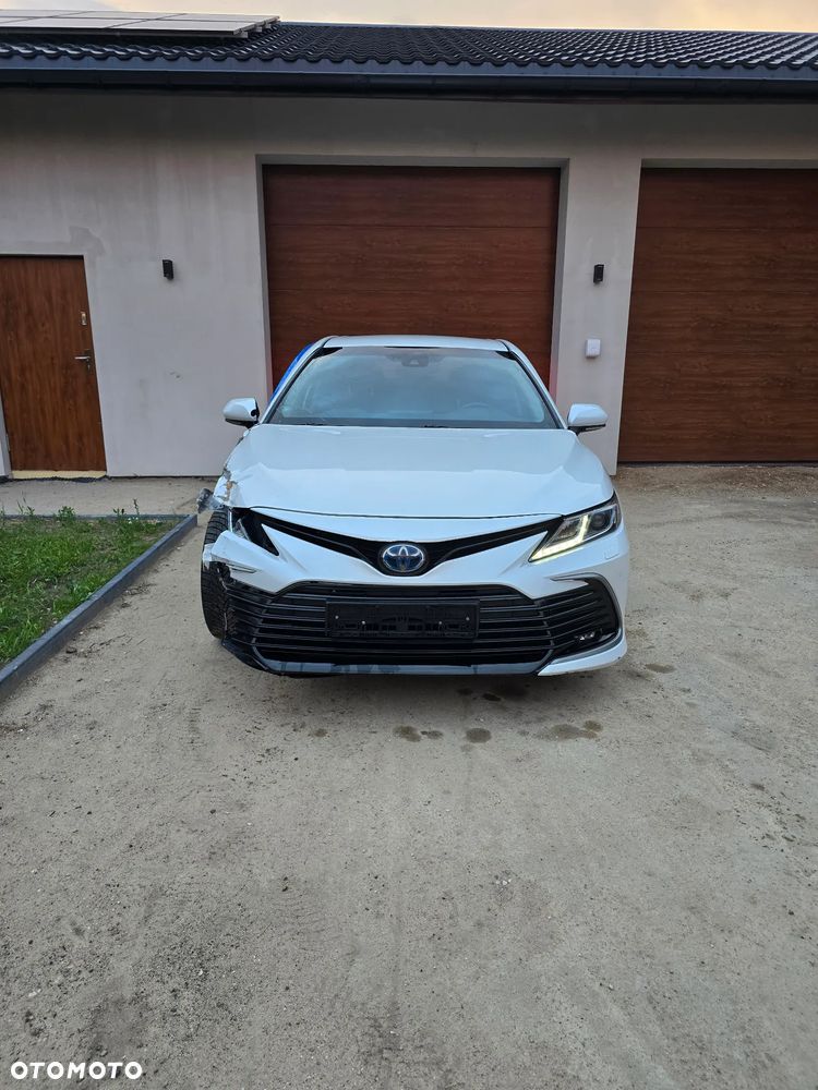 Toyota Camry - 7