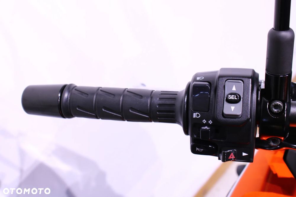 Kawasaki Versys 1000 - 8