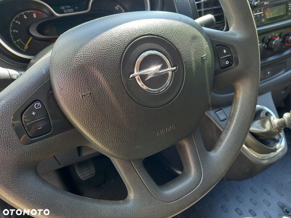 Opel Vivaro B - 11