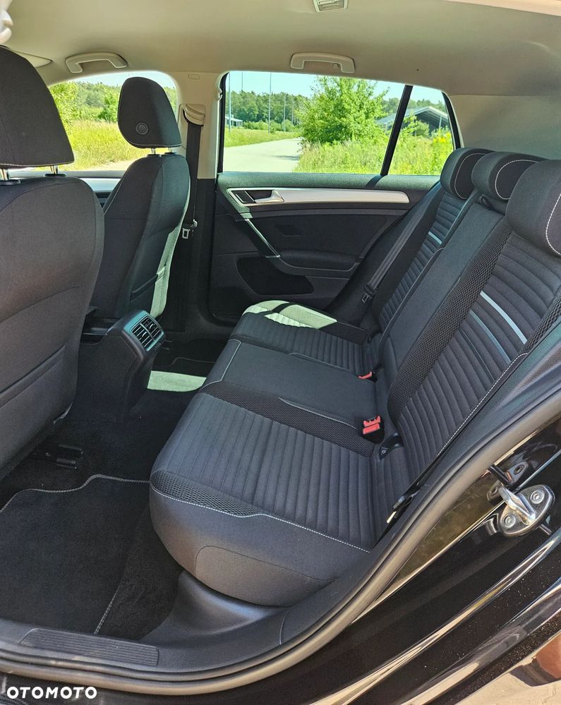 Volkswagen Golf 1.2 TSI BMT Comfortline - 8