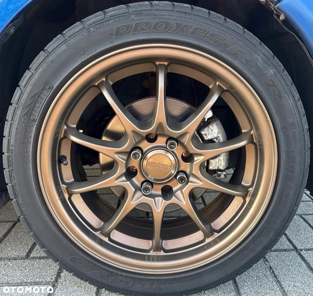 Toyota Yaris - 24