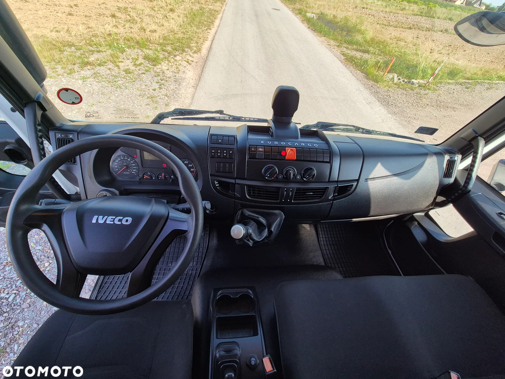 Iveco EUROCARGO 120-190L LIFT EURO6 CHŁODNIA CARRIER XARIOS 600MT - 31