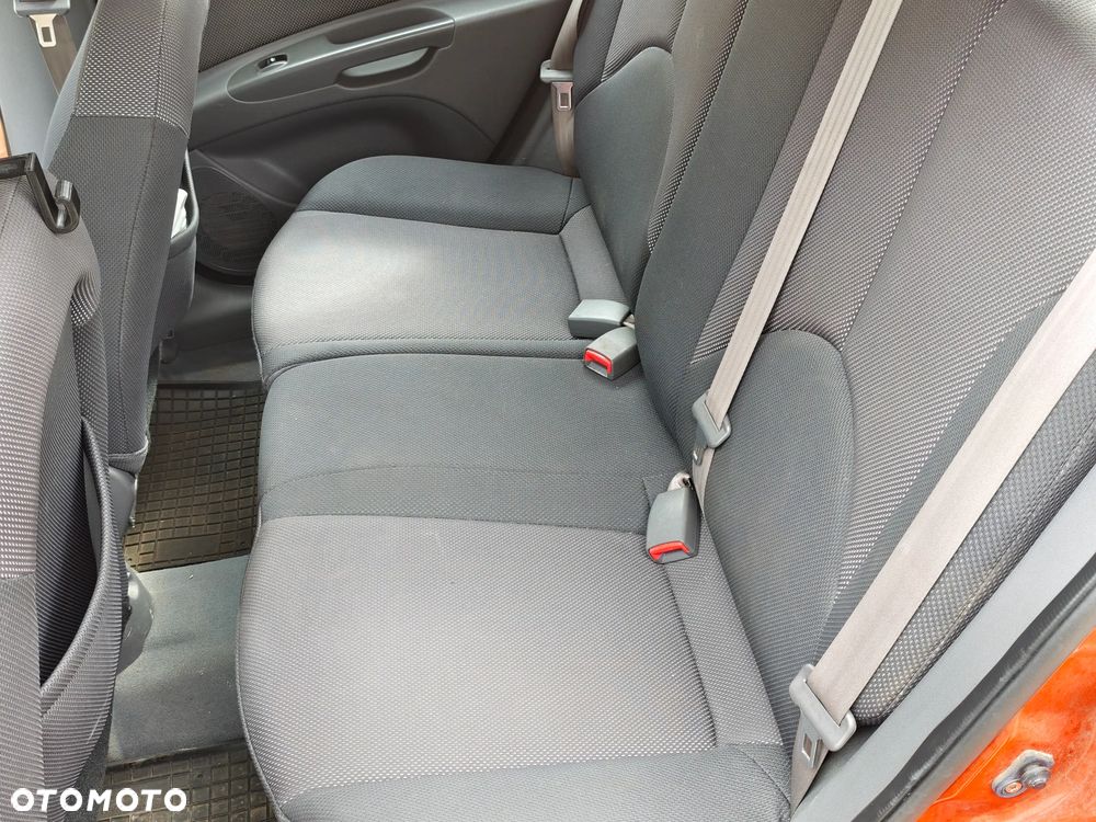 Kia Rio 1.4 Comfort - 15
