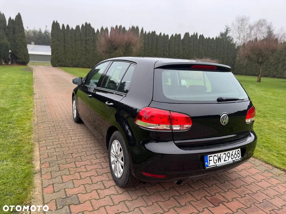 Volkswagen Golf 1.6 TDI BlueMotion Technology Comfortline - 14