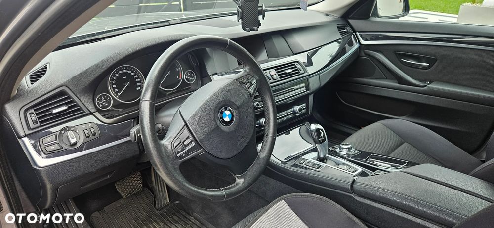 BMW Seria 5 520d xDrive Luxury Line - 20
