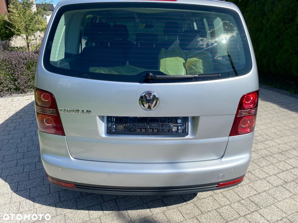 Volkswagen Touran 1.6 Trendline - 4