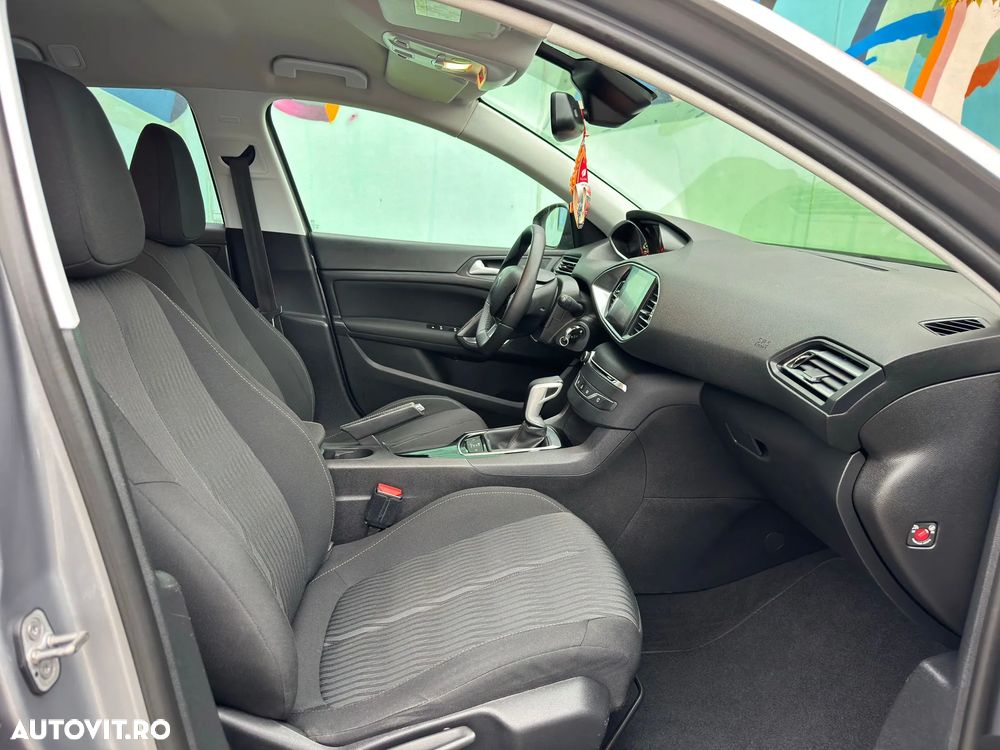 Peugeot 308 - 18
