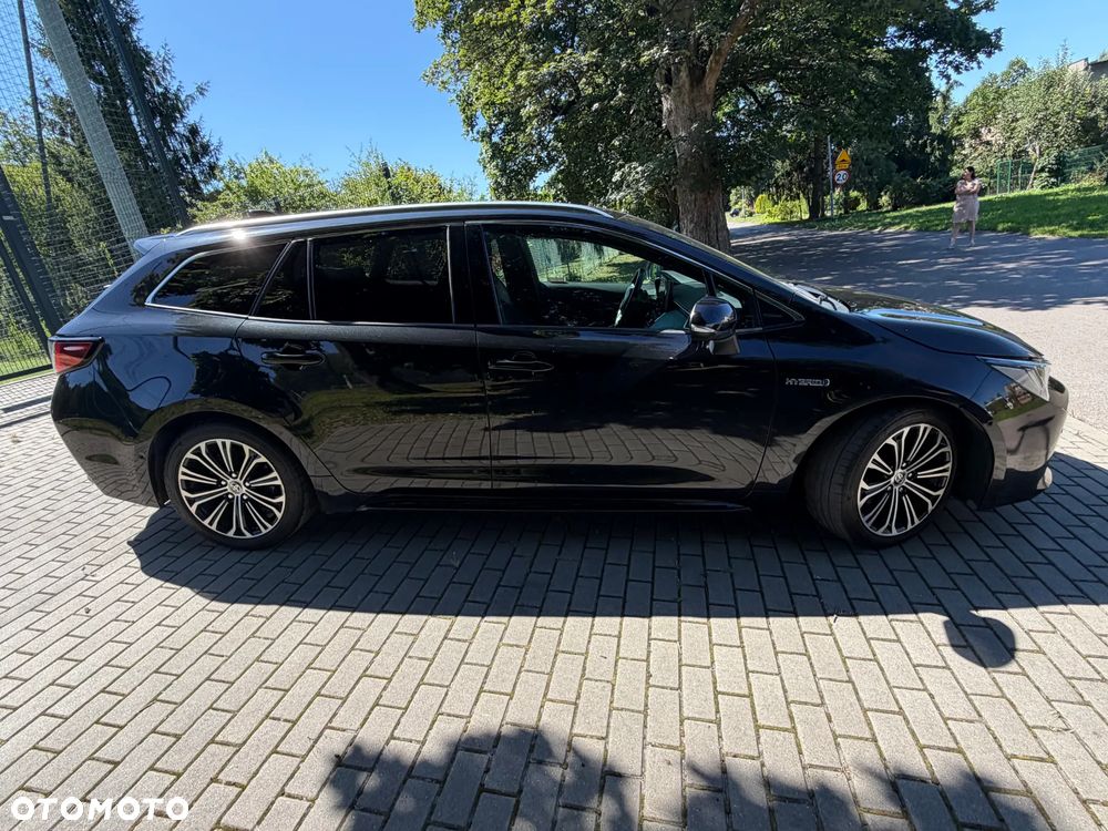Toyota Corolla 2.0 Hybrid Executive - 3