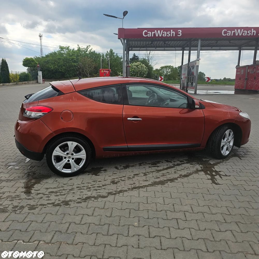 Renault Megane 1.6 Dynamique - 19
