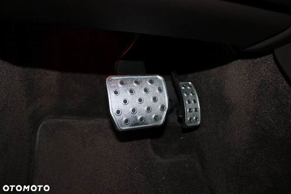 Bentley Continental GT - 35