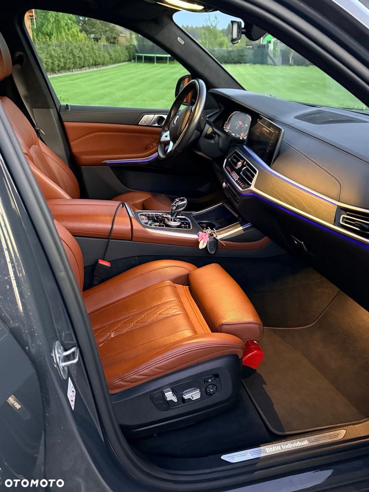 BMW X7 xDrive40i mHEV - 8