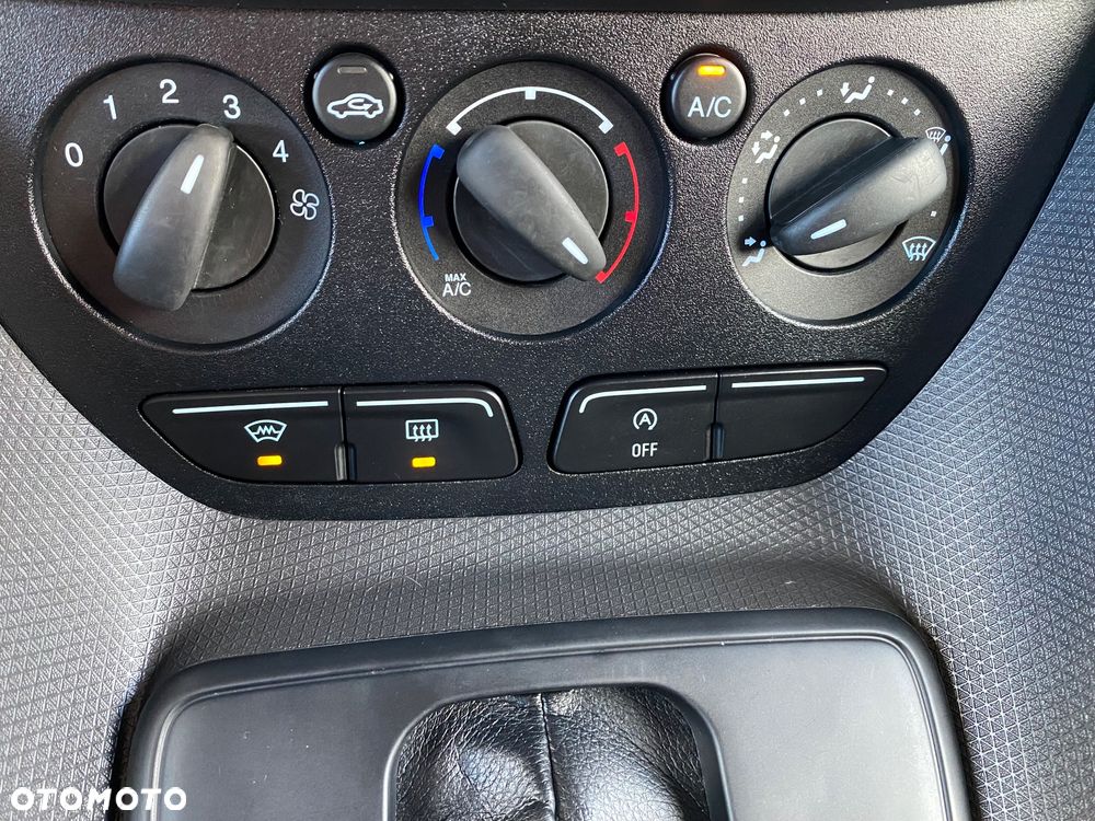 Ford Transit Connect 240 L2 LKW Autm Trend - 31