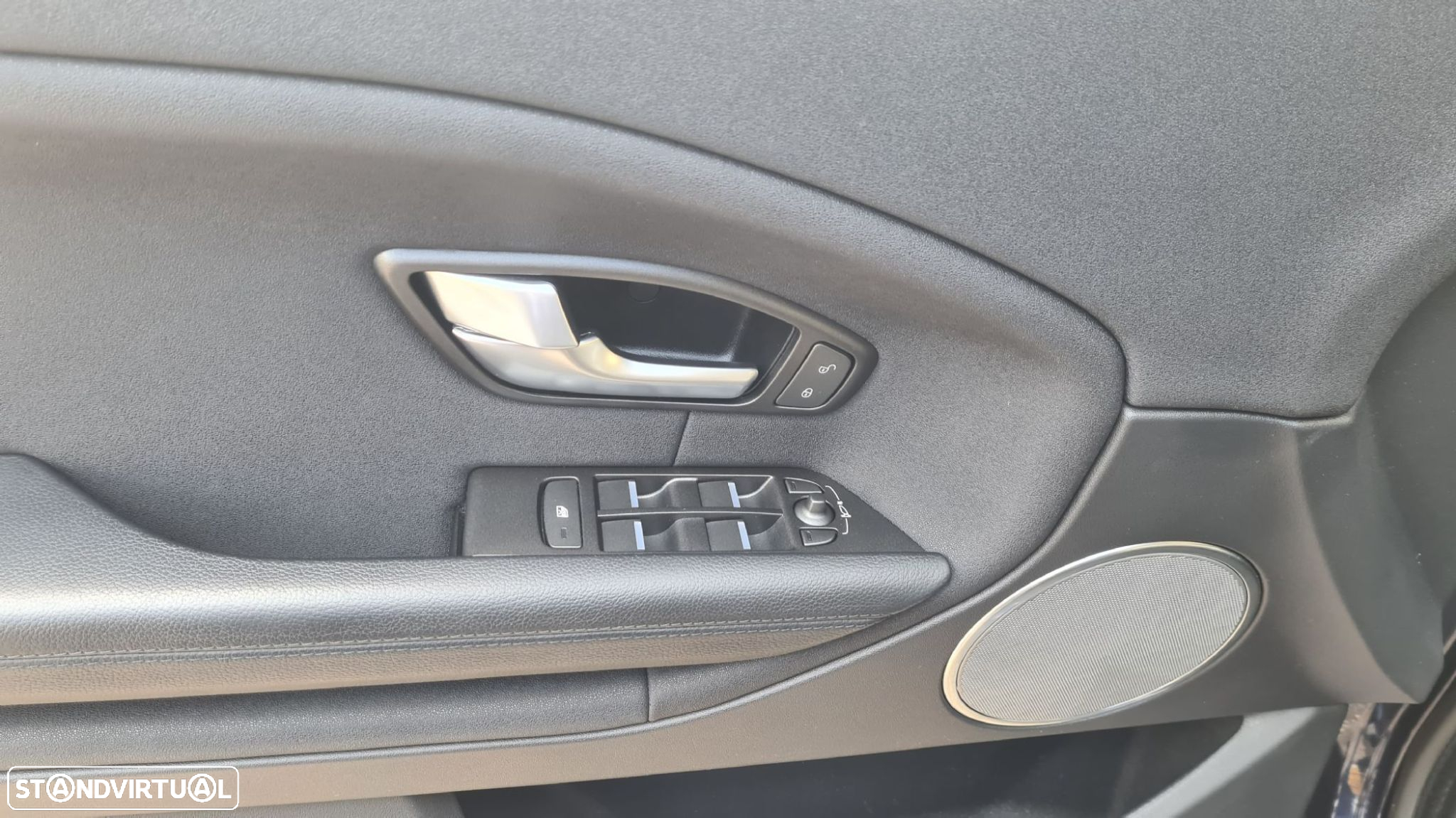 Land Rover Range Rover Evoque 2.0 TD4 SE - 9