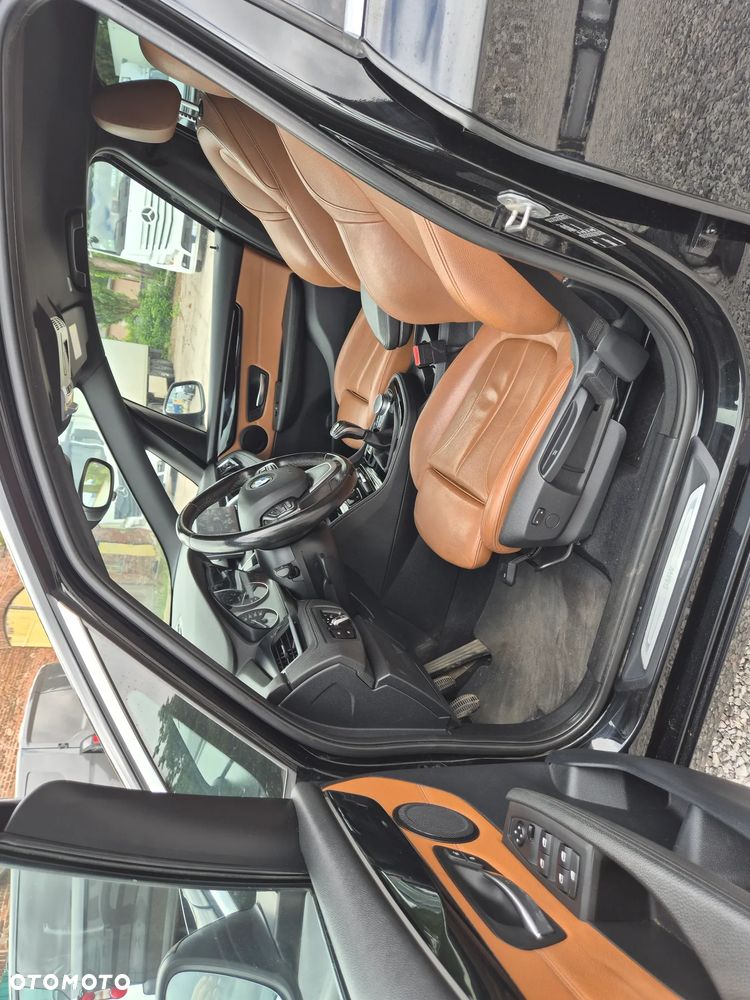 BMW Seria 2 216d Sport Line - 23