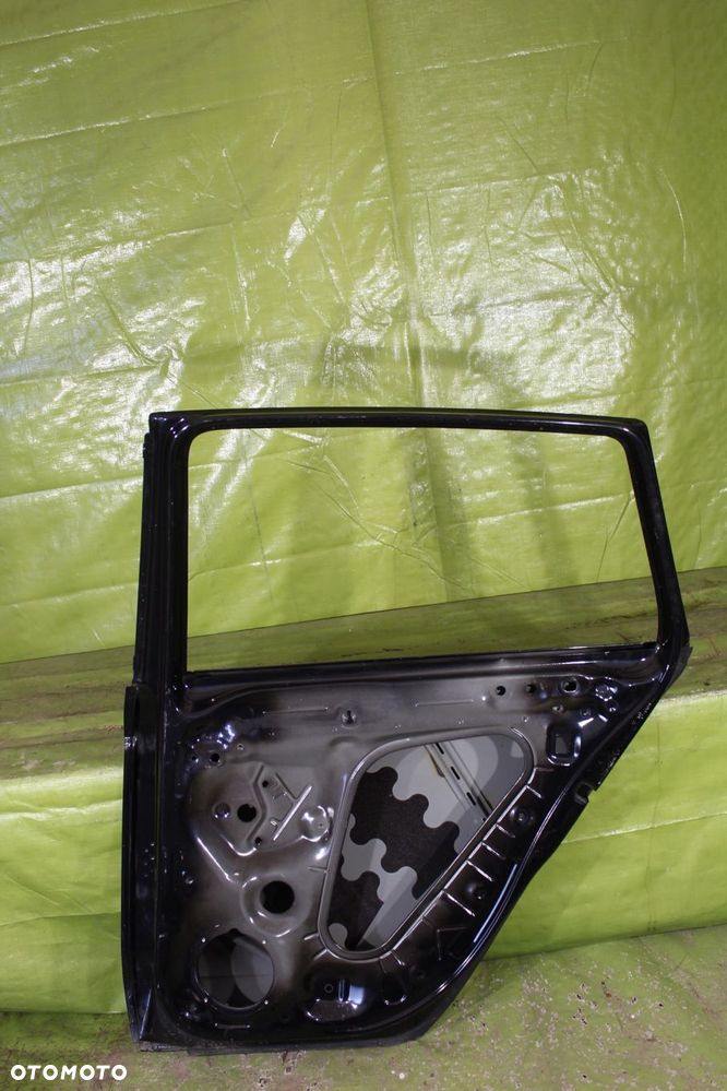 Drzwi Volkswagen Golf Sportsvan 2014-2020r. tył prawy - 2