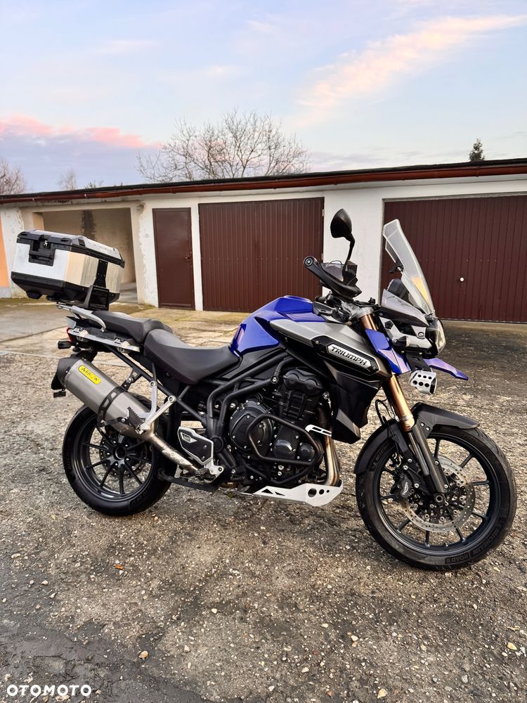 Triumph Tiger - 1