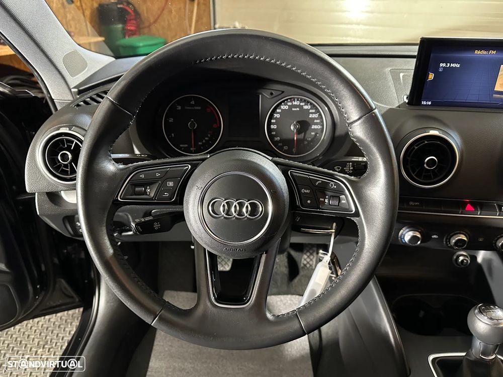Audi A3 Sportback 30 TDI - 9