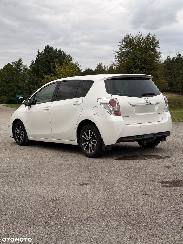 Toyota Verso 2.0 D-4D 7-Sitzer Life - 7