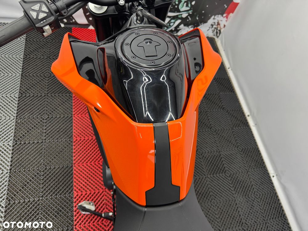 KTM Duke - 25