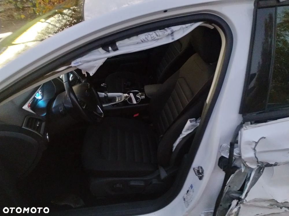Ford Mondeo 2.0 TDCi Trend - 12