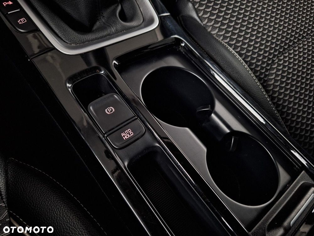Kia Ceed 1.5 T-GDI L - 28