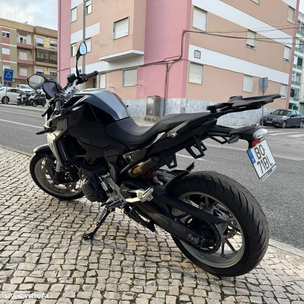 BMW F 900 R - 22