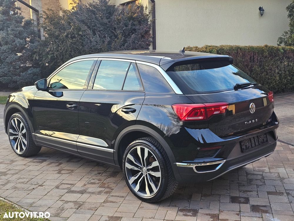 Volkswagen T-Roc 2.0 TDI SCR 4MOTION IQ.DRIVE - 17