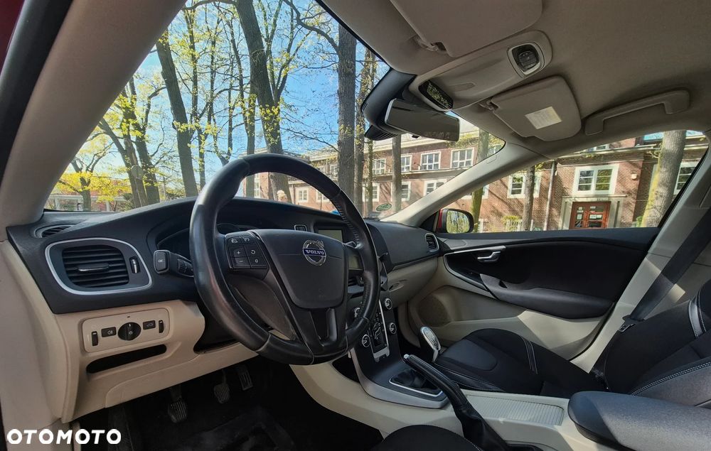 Volvo V40 T3 Kinetic - 20