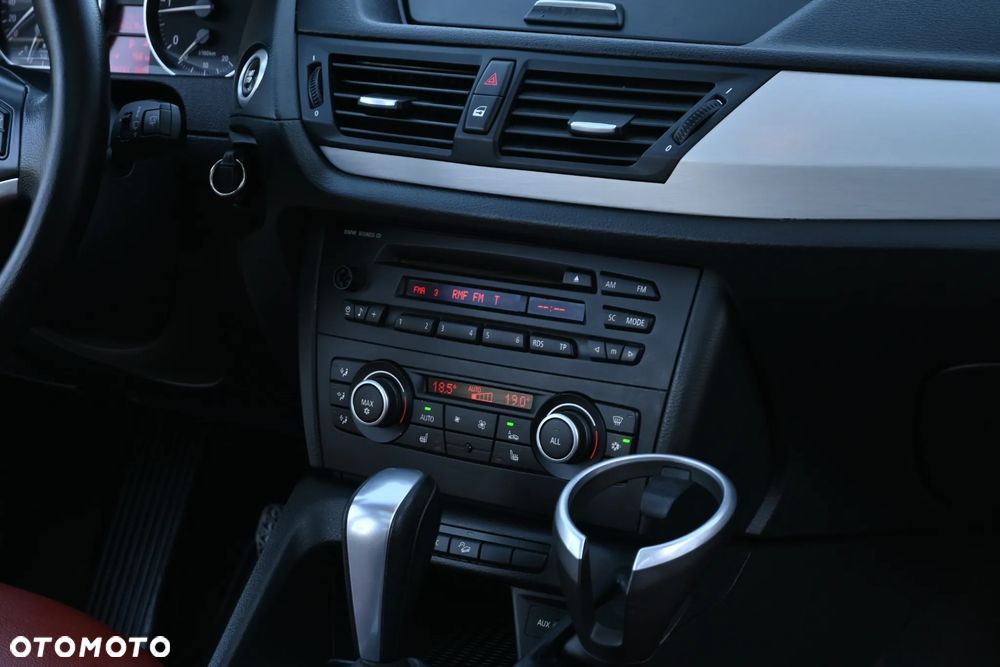 BMW X1 xDrive23d - 26