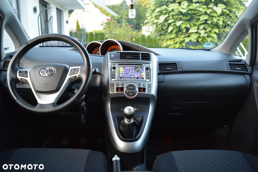 Toyota Verso 1.8 7-Sitzer Executive - 10