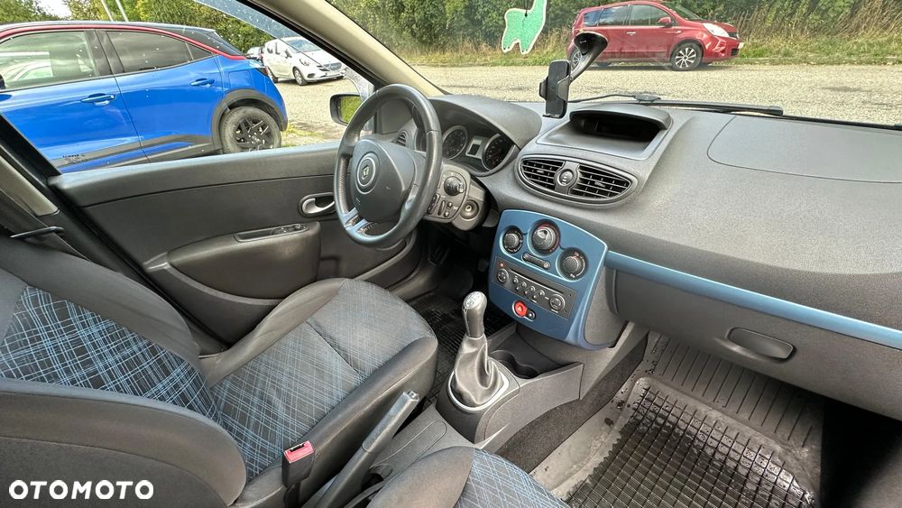 Renault Clio 1.2 16V Expression - 15